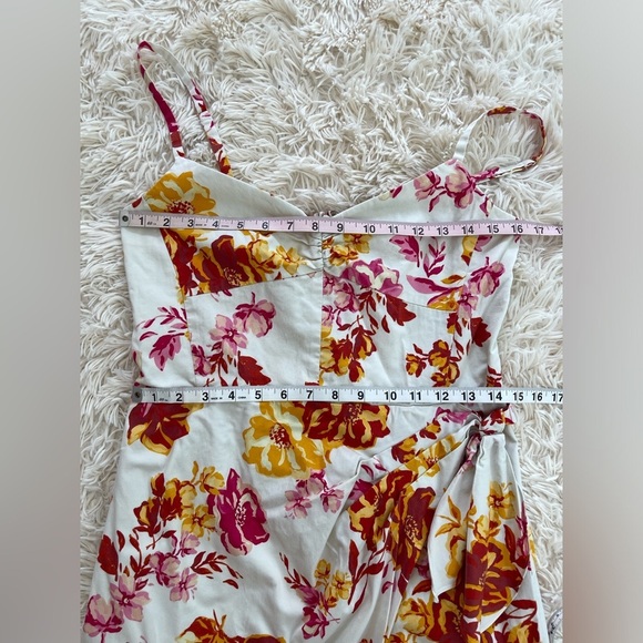 Great Jones White Floral Midi Dress faux wrap size 12 cotton adjustable strap - Picture 8 of 13